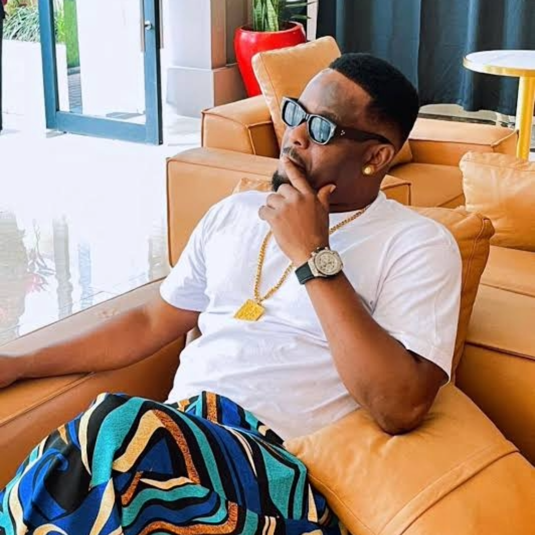 You are currently viewing Zubby Michael : De l’ombre à la lumière – La fortune impressionnante de la star de Nollywood